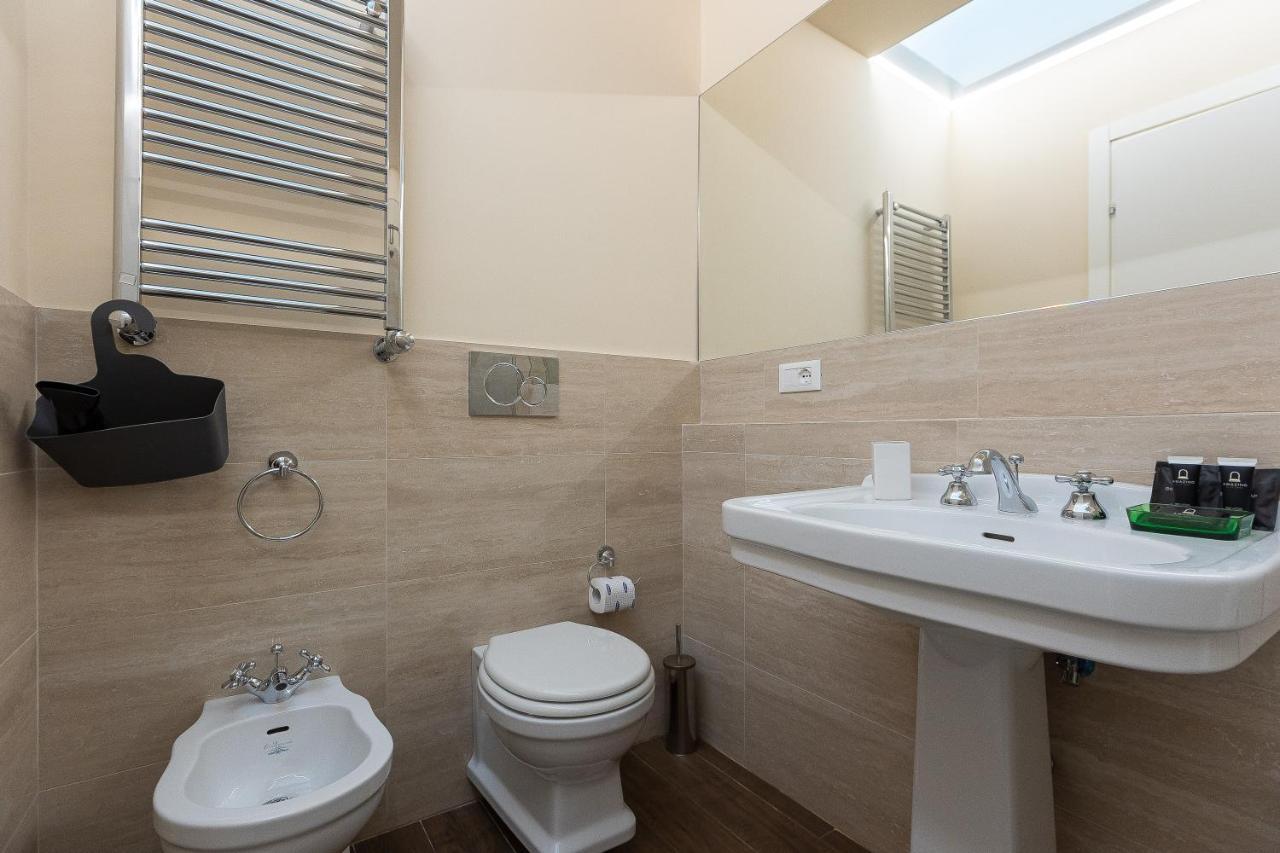 Spa Apartment Via Barberini Roma Eksteriør bilde