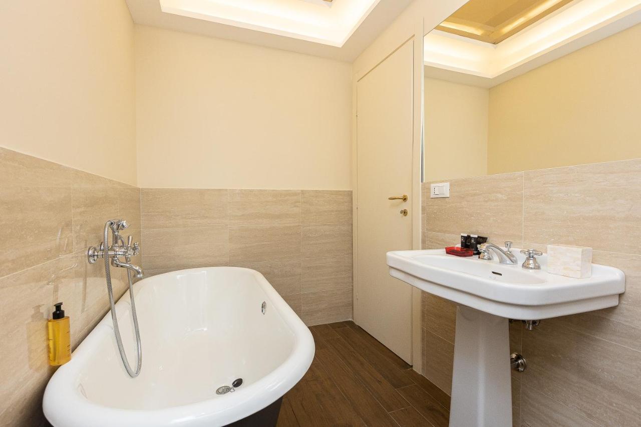 Spa Apartment Via Barberini Roma Eksteriør bilde