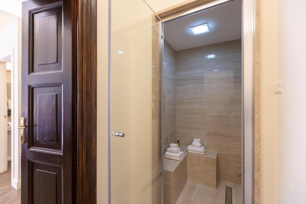 Spa Apartment Via Barberini Roma Eksteriør bilde